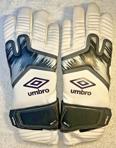 Umbro goalkeeper gloves - goalkeeper,
