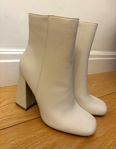 Women cream off white - cream/, white/