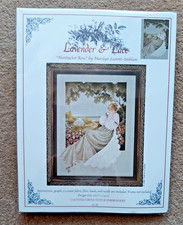 LAVENDER & LACE NANTUCKET ROSE CROSS STITCH KIT WITH GREY BELFAST LINEN