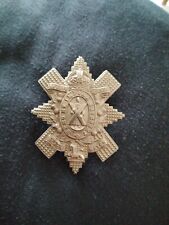 Black Watch The Royal Highlanders Feather Bonnet Badge Long Lugs
