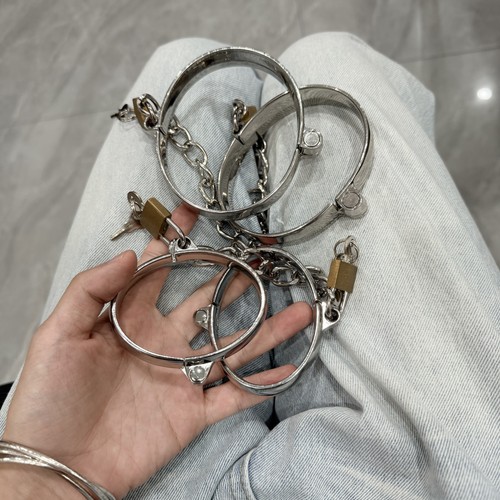 Bondage metal shackle - bondage,