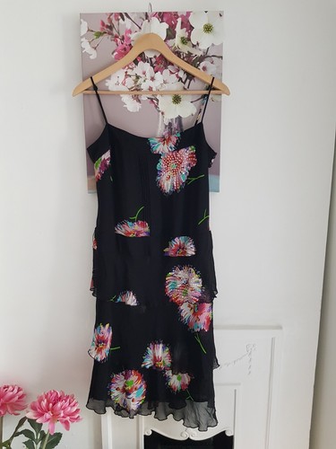 Whistles black rainbow - &,