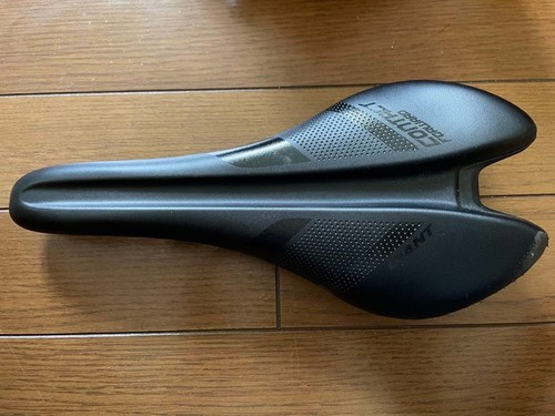 Giant contact forward saddle - contact,