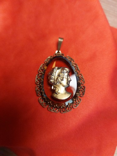 Vintage gold tone florenza - vintage, gold-tone