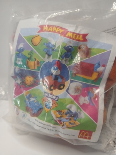 2002 mcdonald smurfs - 2002, mcdonald’s