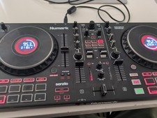Numark Mixtrack Platinum FX