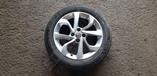 Vauxhall corsa sri - sri, stud