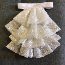 Jabot cravat in white lace-Concours d'elegance/theatrical/fancy dress etc