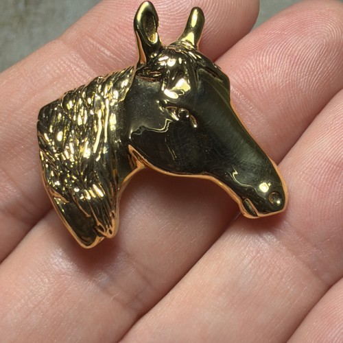 Retro vintage carded camelot - retro,