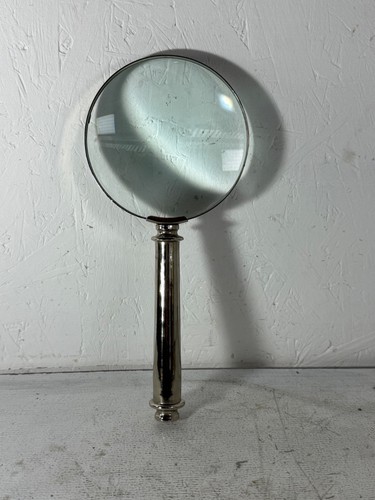 Vintage magnifying glass - magnifying,