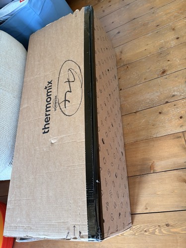 New sealed box - new, in