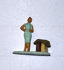 HO Gauge  Lady with Luggage - Painted Model Railway Figure Good Condition