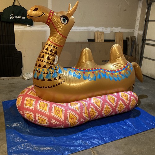 Mega camel pool beach - pool, float