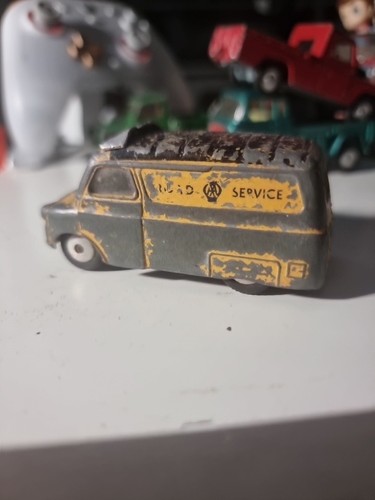 Corgi toys bedford van - corgi,