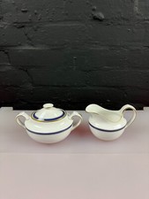 Spode Lausanne Y8579 Gold Edge Milk Cream Jug 8.5 cm and Covered Sugar Bowl Set