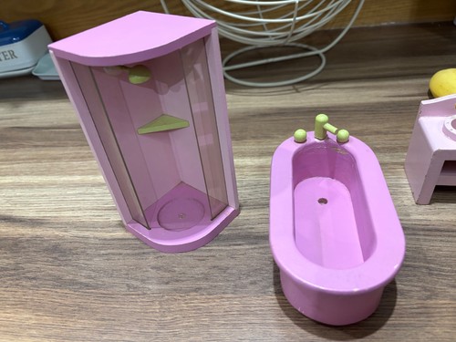 Dolls house furniture bathroom