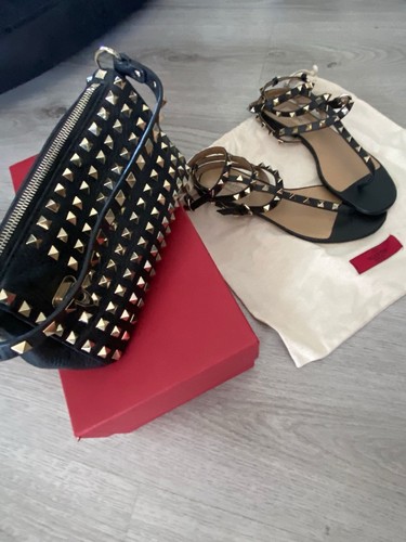 Black and gold - black,