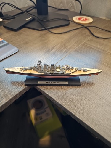 Hms hood atlas editions - hms,