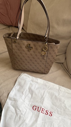 Guess large brown logo print - logo,