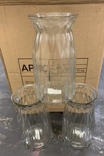 Ribbed Sweetheart Vase Glass