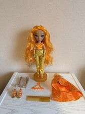 Rainbow High Doll Meena Fleur