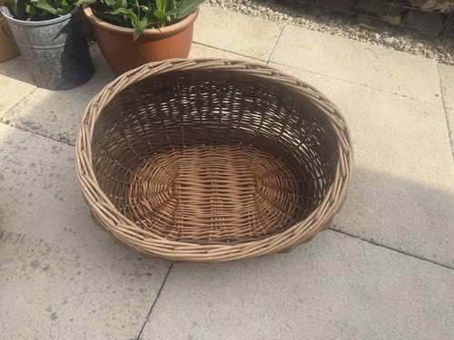 Beautiful willow hand woven - hand,