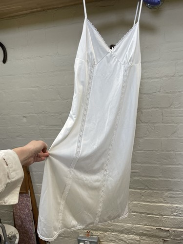 1960s vintage petticoat under - 1960s,