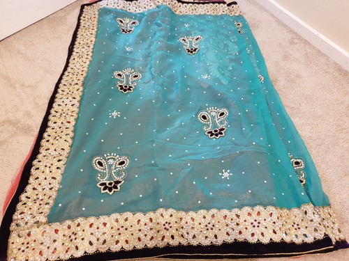Green red coloured saree - green/red,