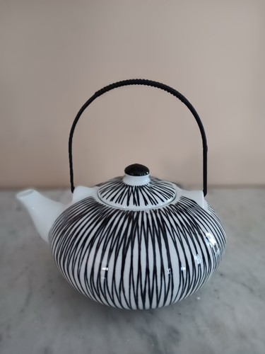 Pier black white teapot - ,