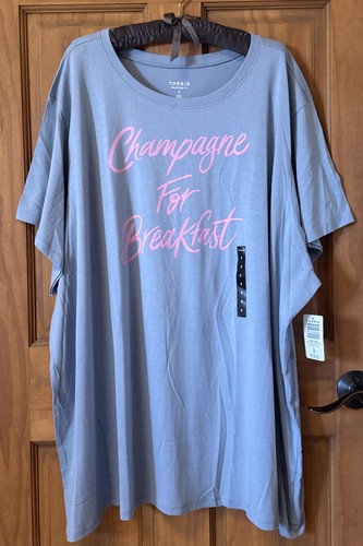 Torrid tee shirt short sleeve - tee,