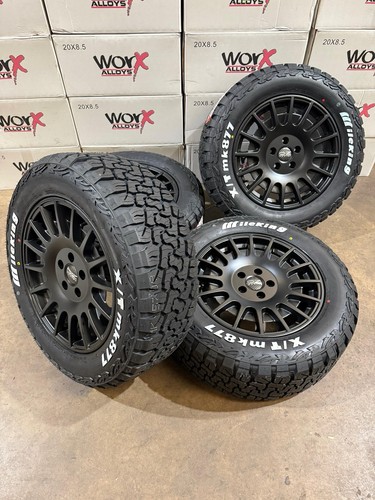 Brand new set black - of, 18”
