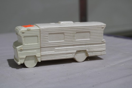 Vtg avon winnebago motorhome - avon,