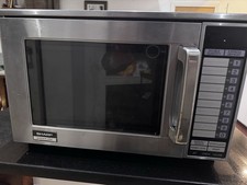 SHARP R22AT 1500W MICROWAVE IN GOOD WORKING ORDER 