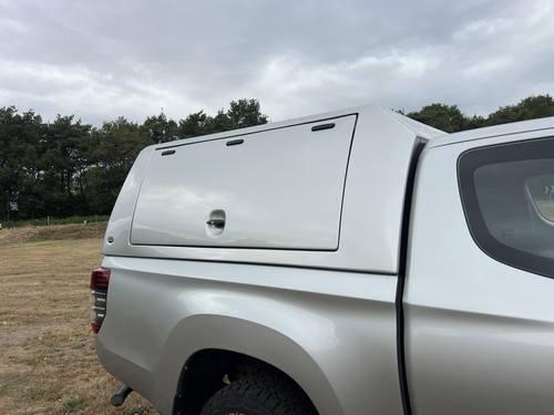 Mitsubishi l200 club cab - l200,