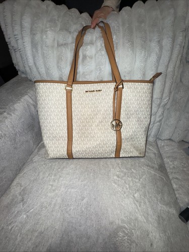 Michael kors hand bag - hand,