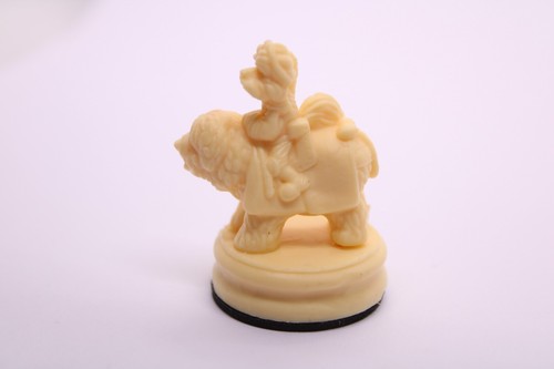 White miniature labyrinth sir - miniature,