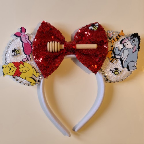 Winnie the pooh tigger eeyore - tigger,