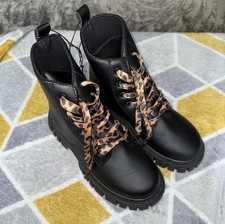 Junior Size 2 Shoes  Black