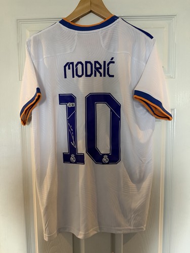 Lika modric real madrid signed - real,