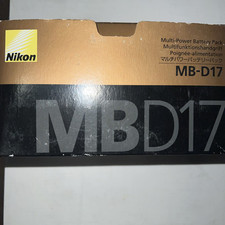 MB-D17 Multi-Power Battery Pack