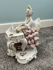 dresden porcelain figurine