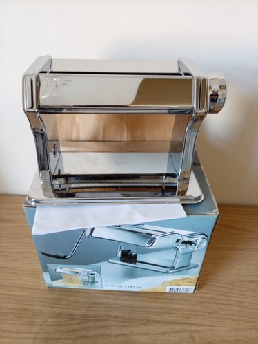 Pasta maker machine new box - maker,