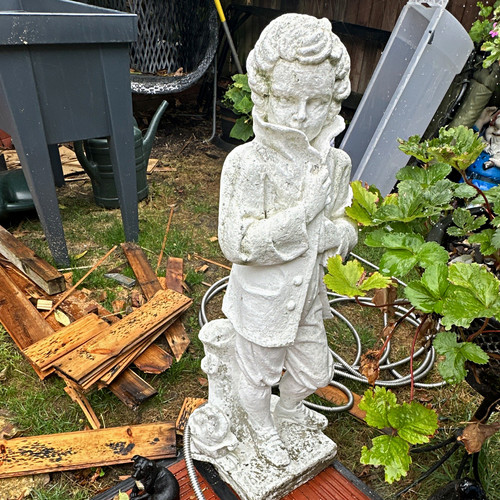 Painted stone lion garden - painted,