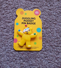 JUGGLING PUDSEY Bear Pin Badge - Retro Advertising Charity Children In Need