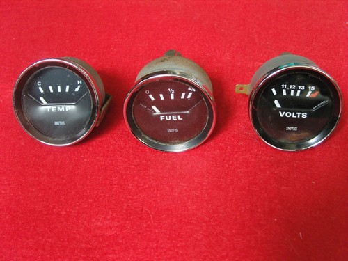 Triumph 1970s dashboard - 3,