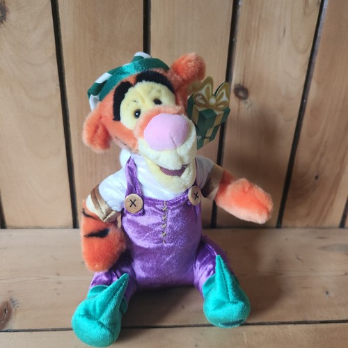 Disney store christmas - disney, tigger