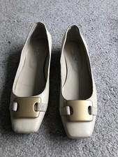 ladies Jane Shilton Small