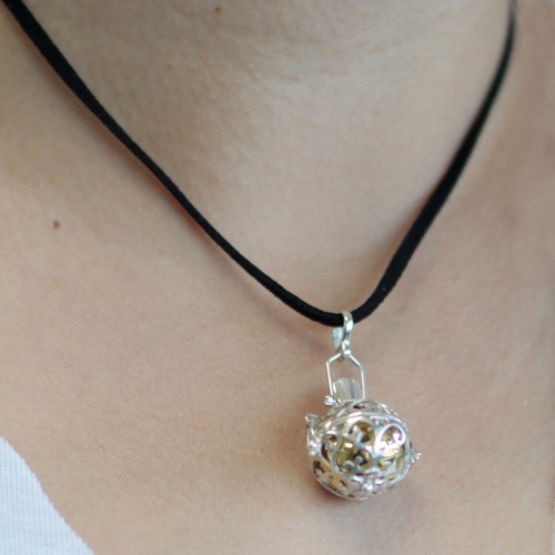 Silver angel bell night - -, night-time