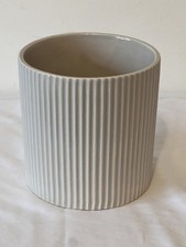 Ribbed Ceramic Plant Pot Grey