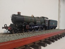 Airfix (OO) 54125-5 BR Castle Class Locomotive No 4073 'CAERPHILLY CASTLE'.